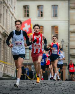 Escalade Clement-110